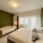 Apartament With Parking Space - 21305 Vodice