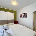 With Parking Space - 21305 Apartment *