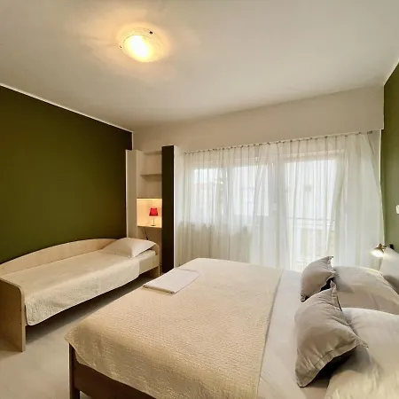 Appartement With Parking Space - 21305 Vodice