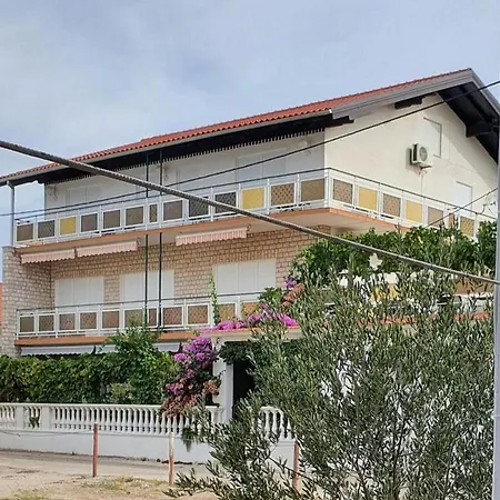 Appartamento With Parking Space - 21305 Vodice
