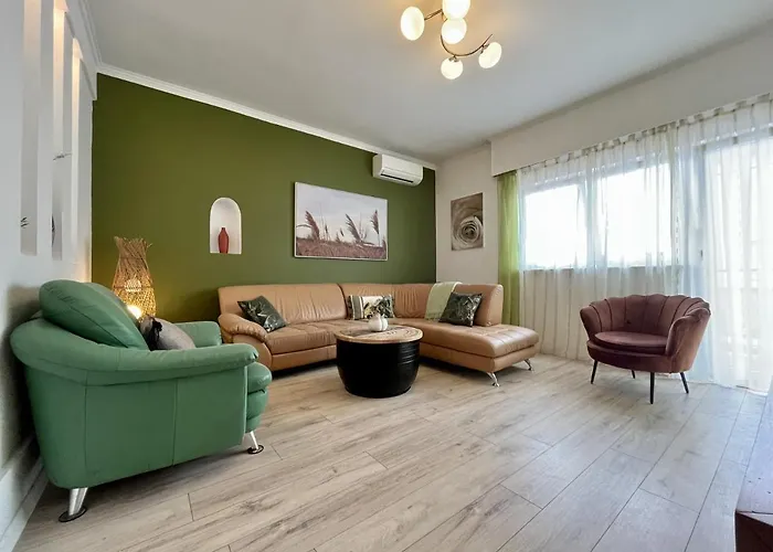 Апартаменты With Parking Space - 21305 *