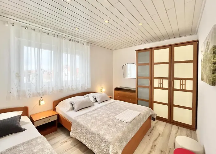 Апартаменты With Parking Space - 21305 *