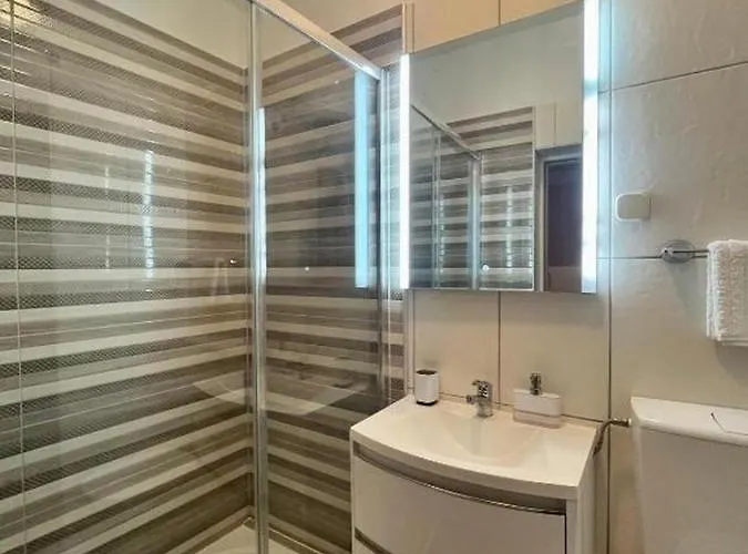 Апартаменты With Parking Space - 21305